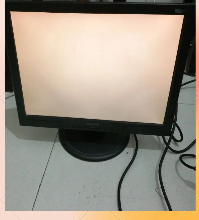 Comment empêcher le rétro-éclairage de l'écran LCD de devenir jaune